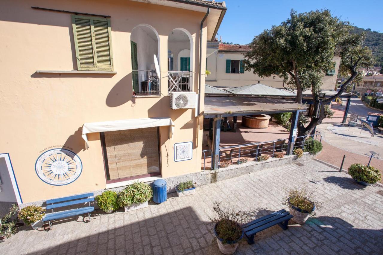 Appartamento In Via Del Mare A Procchio プロッキオ エクステリア 写真